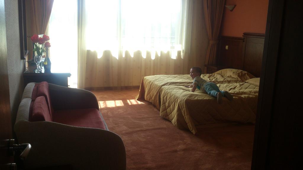 Boliari Hotel Veliko Tărnovo Exteriör bild
