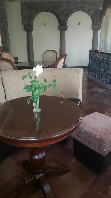 Boliari Hotel Veliko Tărnovo Exteriör bild