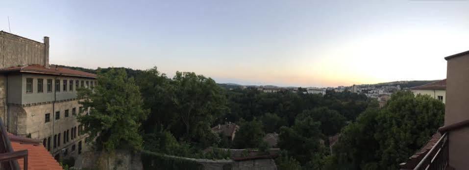 Boliari Hotel Veliko Tărnovo Exteriör bild
